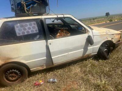 Imagem da notícia De quem é: Fiat Uno branco é encontrado na MS-320 próximo a Paraíso das Águas